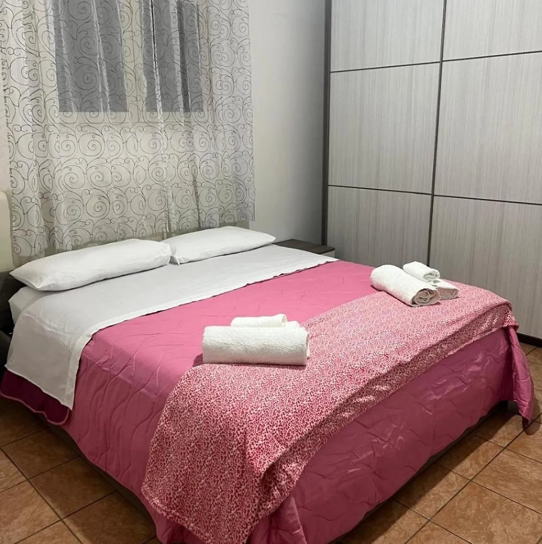 Soraya'S Apartment 카타니아
